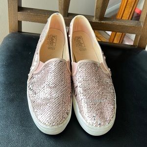 Keds Triple Decker pink sequin slip ons with DreamFoam cushioning, sz 8